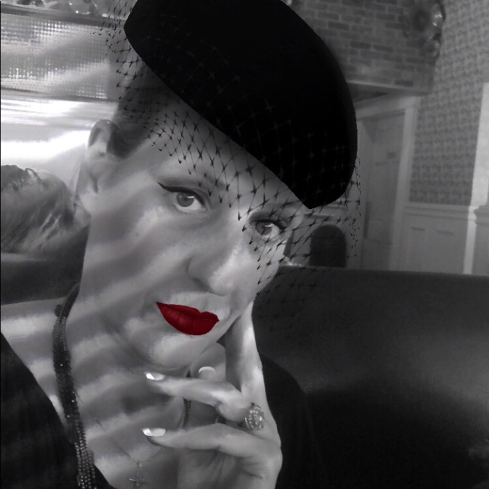 Meet your Posher, Tina